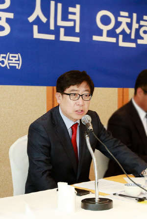 5일 박재식 한국증권금융 사장이 서울 여의도에서 가진 기자 간담회에서 인사말을 하고 있다. 한국증권금융 제공